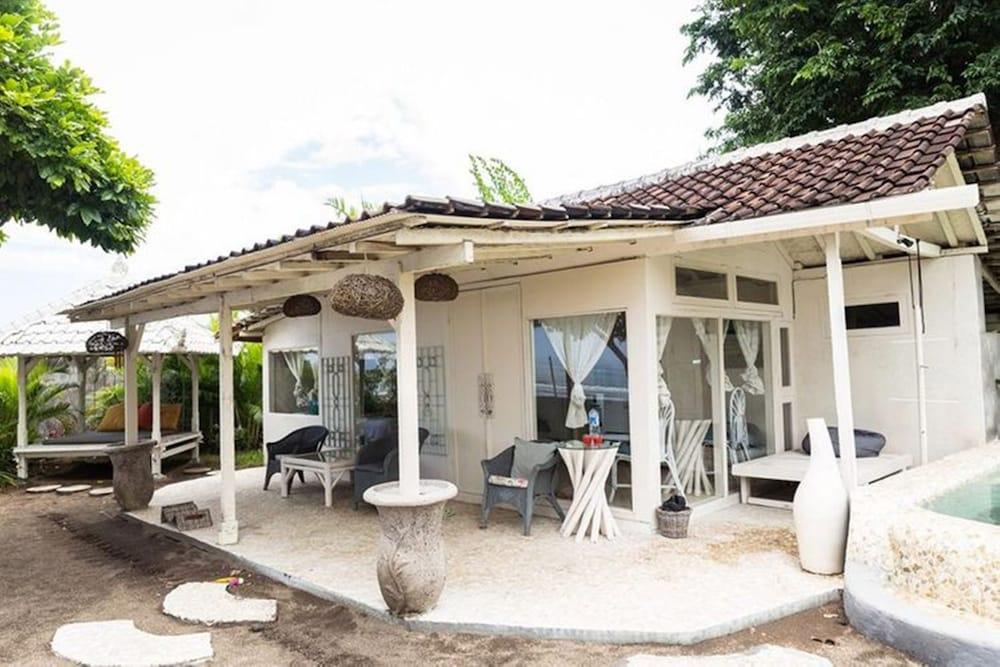 Lilin Lovina Beach Hotel Eksteriør bilde
