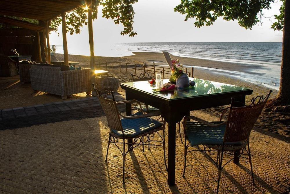 Lilin Lovina Beach Hotel Eksteriør bilde