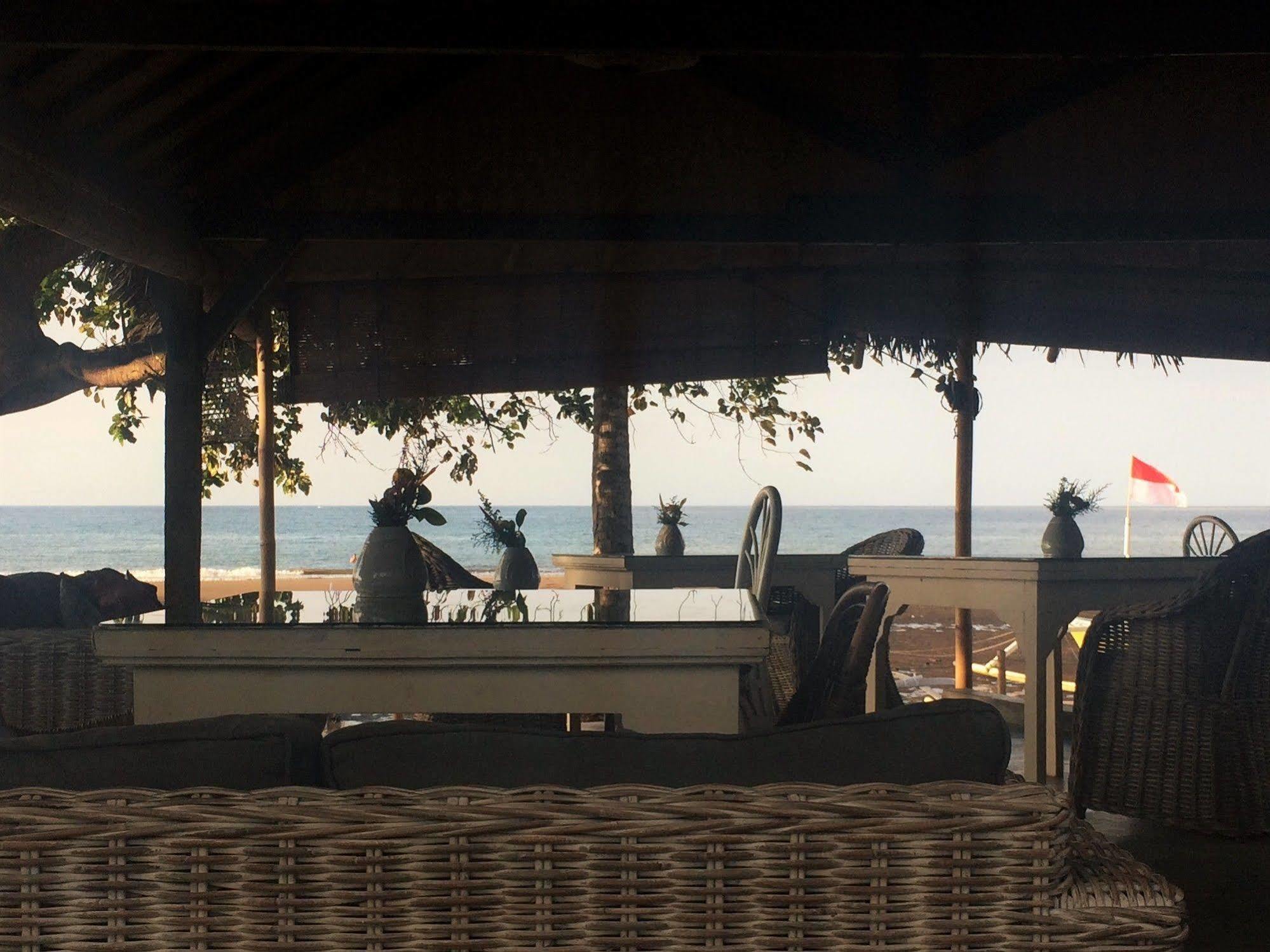 Lilin Lovina Beach Hotel Eksteriør bilde